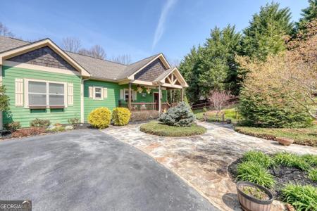 2561 Dune Road, Hiawassee GA 30546