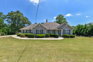 171 Winding Way