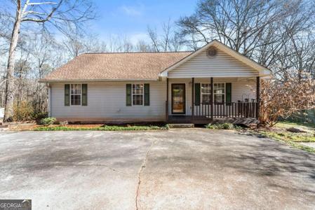 3026 Summer Lake Drive, Gainesville GA 30506