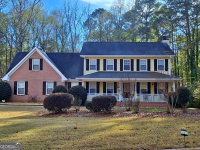 125 Chardonnay Oaks Drive, Mcdonough GA 30252