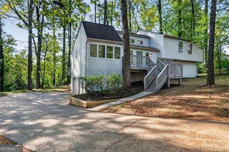 3038 Skidaway Court, Stone Mountain GA 30087