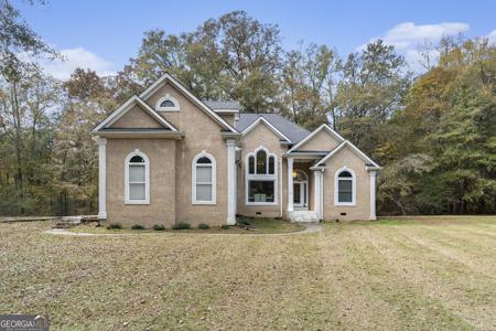 304 Harbour Shores Drive, Jackson GA 30233