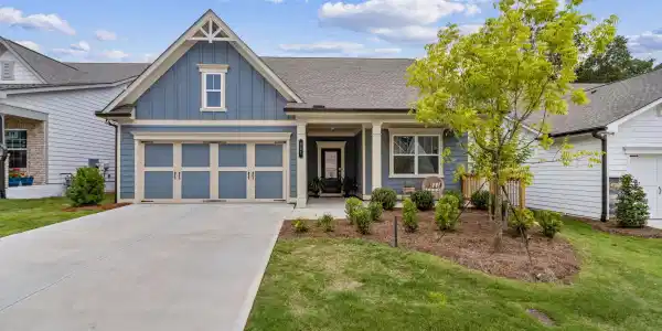 201 Hickory Bluffs Parkway, Canton GA 30114