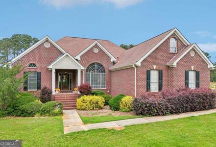 1535 LAKE DOW Road, Mcdonough GA 30252