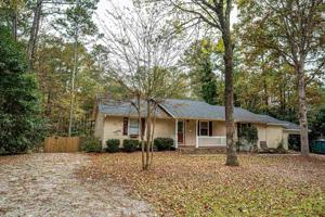 25 Falcon Cir