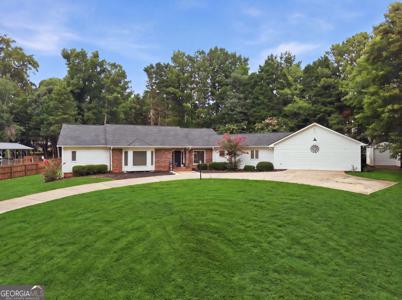 5235 Lanton Circle, Gainesville GA 30504