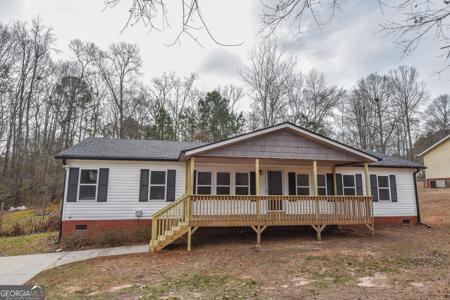 205 Bradley Road, Jackson GA 30233