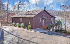 46 Watercourse Way