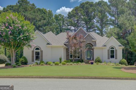 425 Lake Forest Drive, Newnan GA 30265