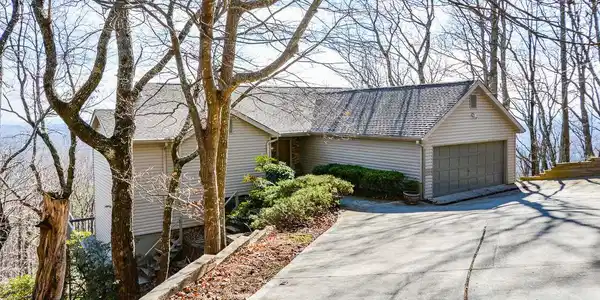 205 Quail Trot Way