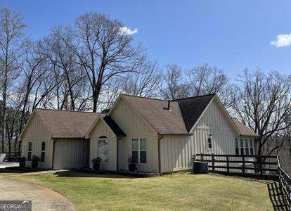 8 Colonial Club Drive SE, Acworth GA 30102
