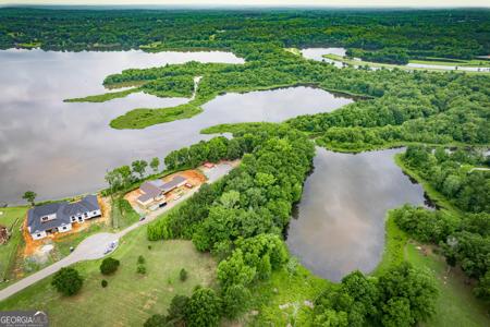 519 Bluewater Bay Drive, Macon GA 31220