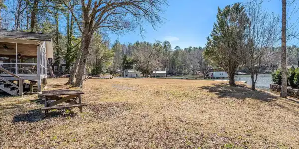 5622 Murray Cove Road, Tiger GA 30576