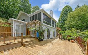 1106 Robin Ridge Ln