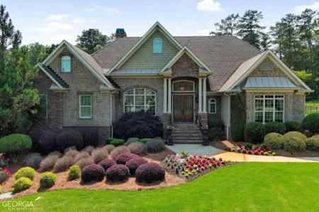 8487 Edgewater Cove