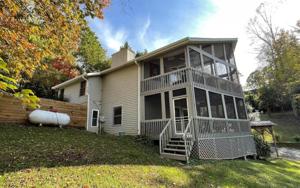 993 Vista Lane
