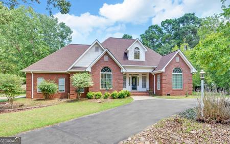 200 Hillandale Drive, Hartwell GA 30643