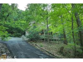 1105 Valley View Dr