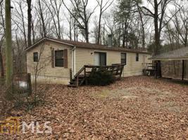1123 Woodland Way