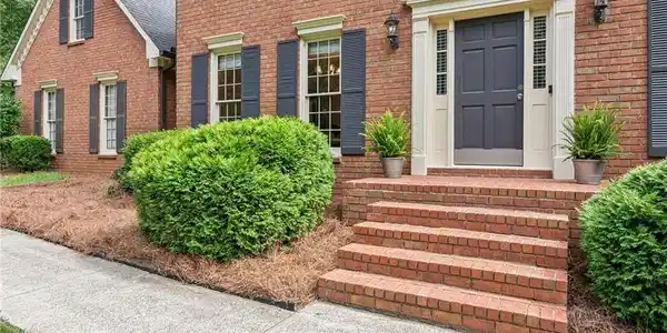 6165 Pin Oak Lane, Alpharetta GA 30005