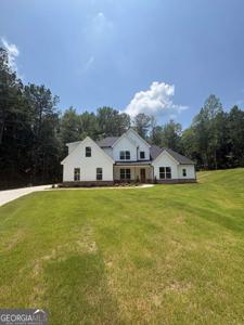 160 Rivers Edge Drive, Forsyth GA 31029