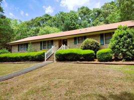 82 Emory Dr
