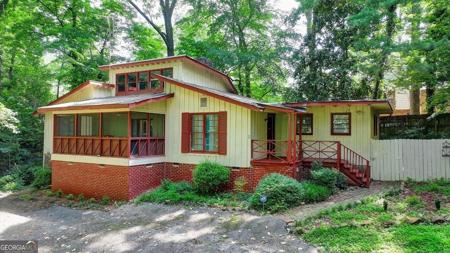 8805 Lake Drive, Snellville GA 30039