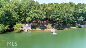 323 Pinetree Rd