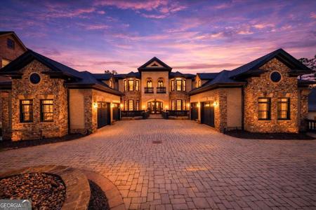 9005 Hayes Drive, Gainesville GA 30506