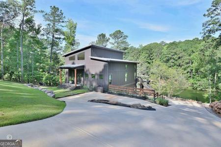 299 Coldivees Road, Hamilton GA 31811
