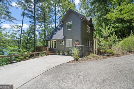 3250 Brandon Mill Road, Lakemont GA 30552