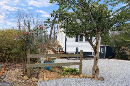 6476 Chestnut Hill Road, Flowery Branch GA 30542