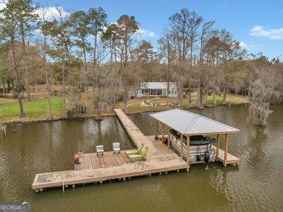 243 N Cedar Creek Road