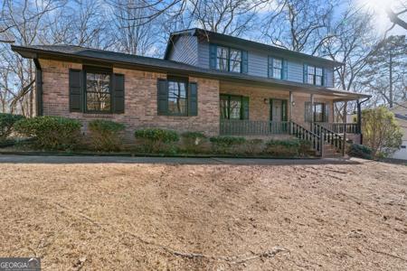 4566 Brandon Drive SW, Lilburn GA 30047