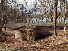 327 Shorewood Cir