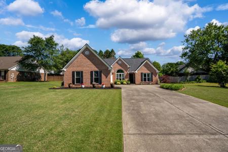 7095 Valley Landing Court, Cumming GA 30041