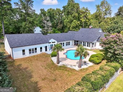8675 Lake Forest Drive, Jonesboro GA 30236