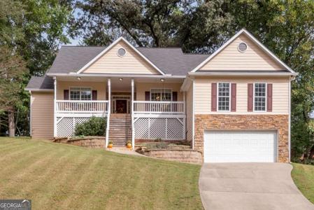 8435 Lanierland Farms Drive, Gainesville GA 30506