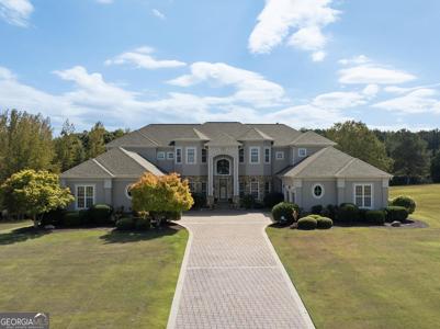 525 Waters Way, Fayetteville GA 30215