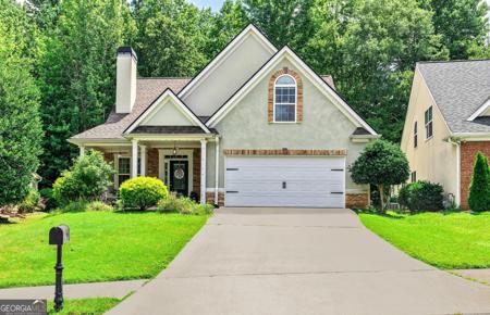 10 Fenway Court, Newnan GA 30265