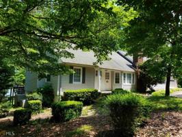 154 Robinhood Ln