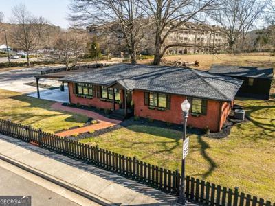 4632 School Street, Acworth GA 30101