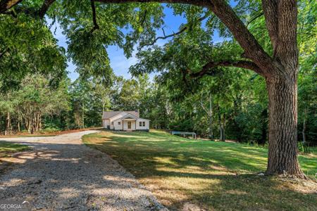 182 Cherry Rose Lane, Hartwell GA 30643