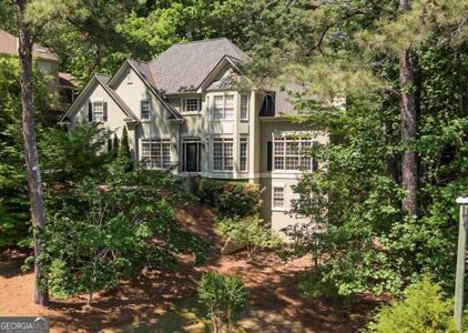 1308 Amberwood Drive, Woodstock GA 30189