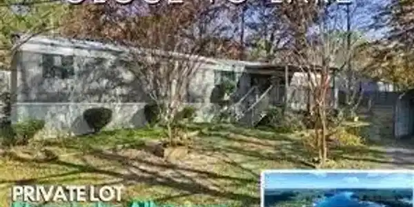 4273 CLARK Circle SE, Acworth GA 30102