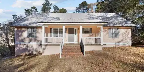221 Sunset Point Road, Fort Gaines GA 39851