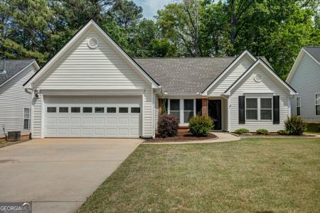 128 Lake Cove Approach, Newnan GA 30265