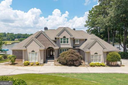 2220 EMERALD Drive, Jonesboro GA 30236