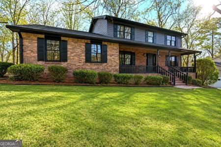 4566 Brandon Drive SW, Lilburn GA 30047
