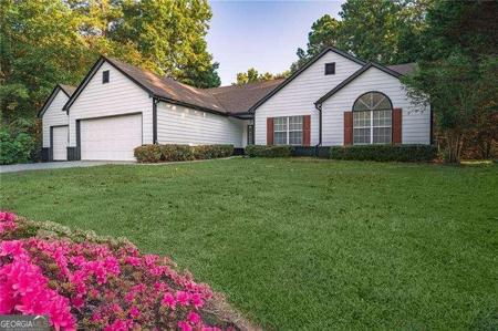 328 Allatoona Shores Drive, Canton GA 30114